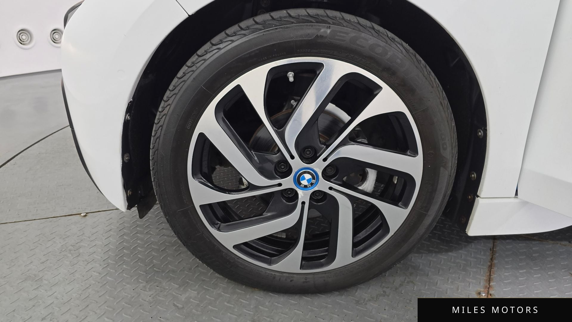 BMW i3 2014 — миниатюра 5