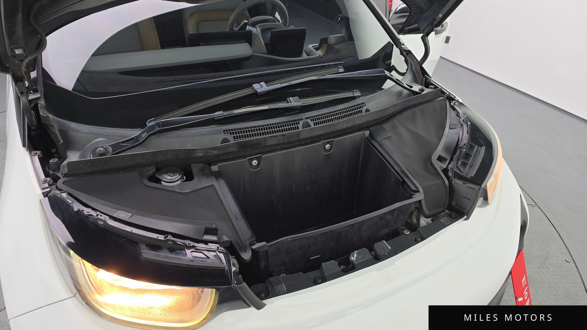 BMW i3 2014 — миниатюра 6