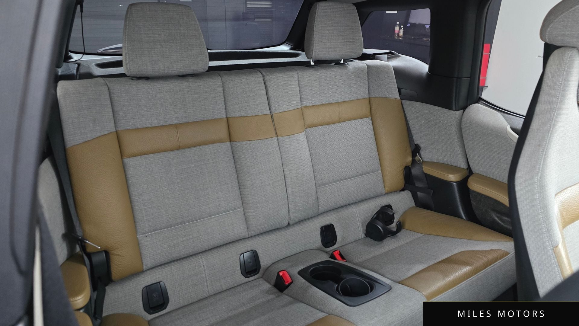 BMW i3 2014 — миниатюра 11