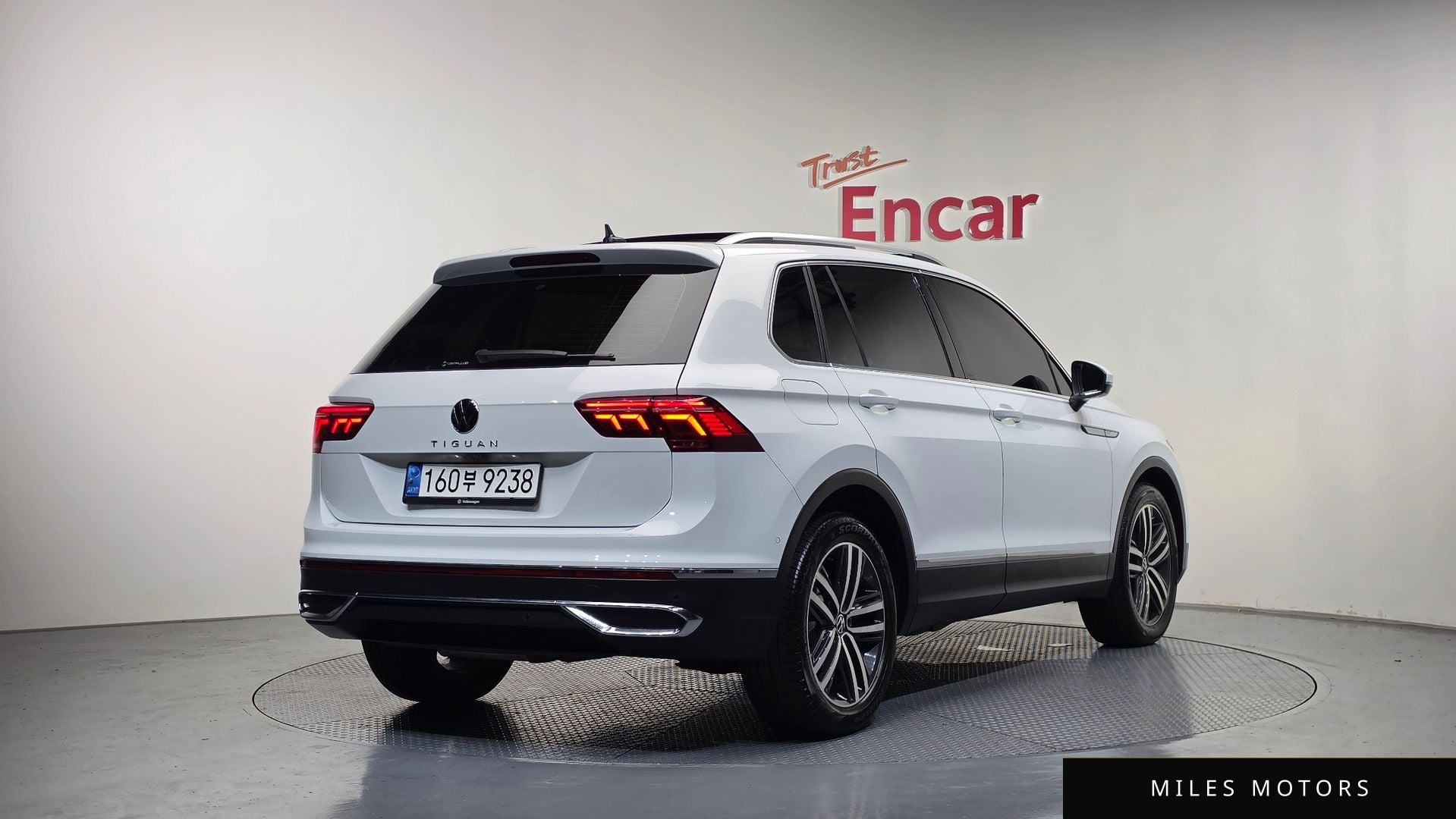 Volkswagen Tiguan 2021 — миниатюра 2