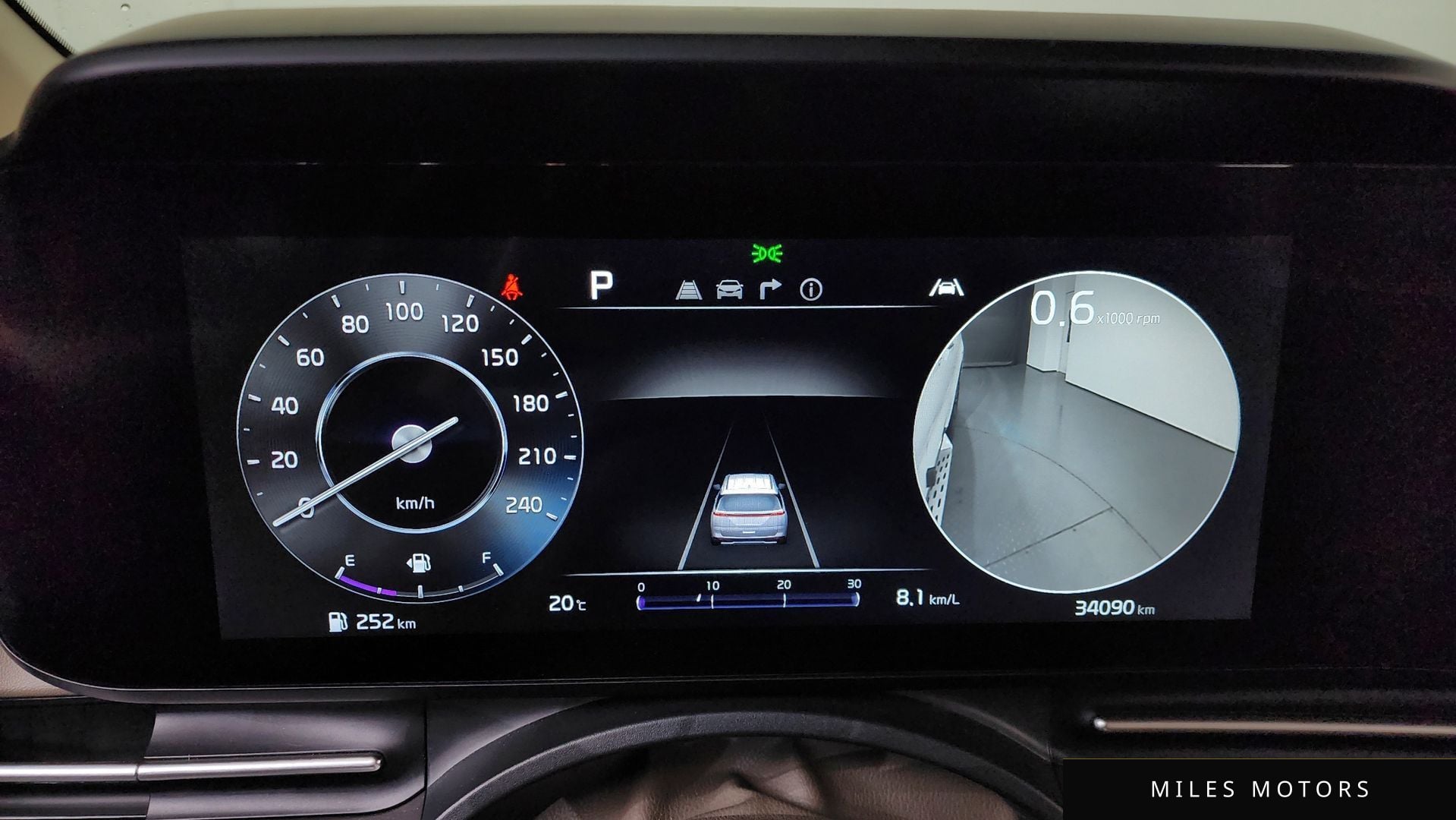 Kia Carnival 2023 — миниатюра 11