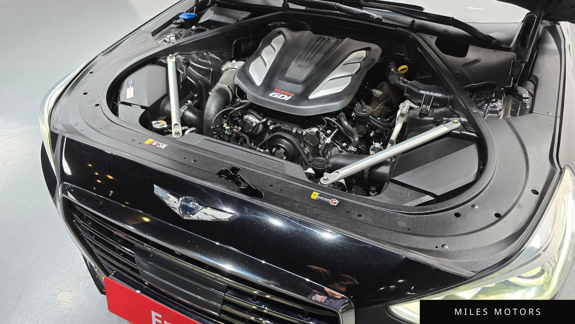 Genesis EQ900 2016 — миниатюра 6