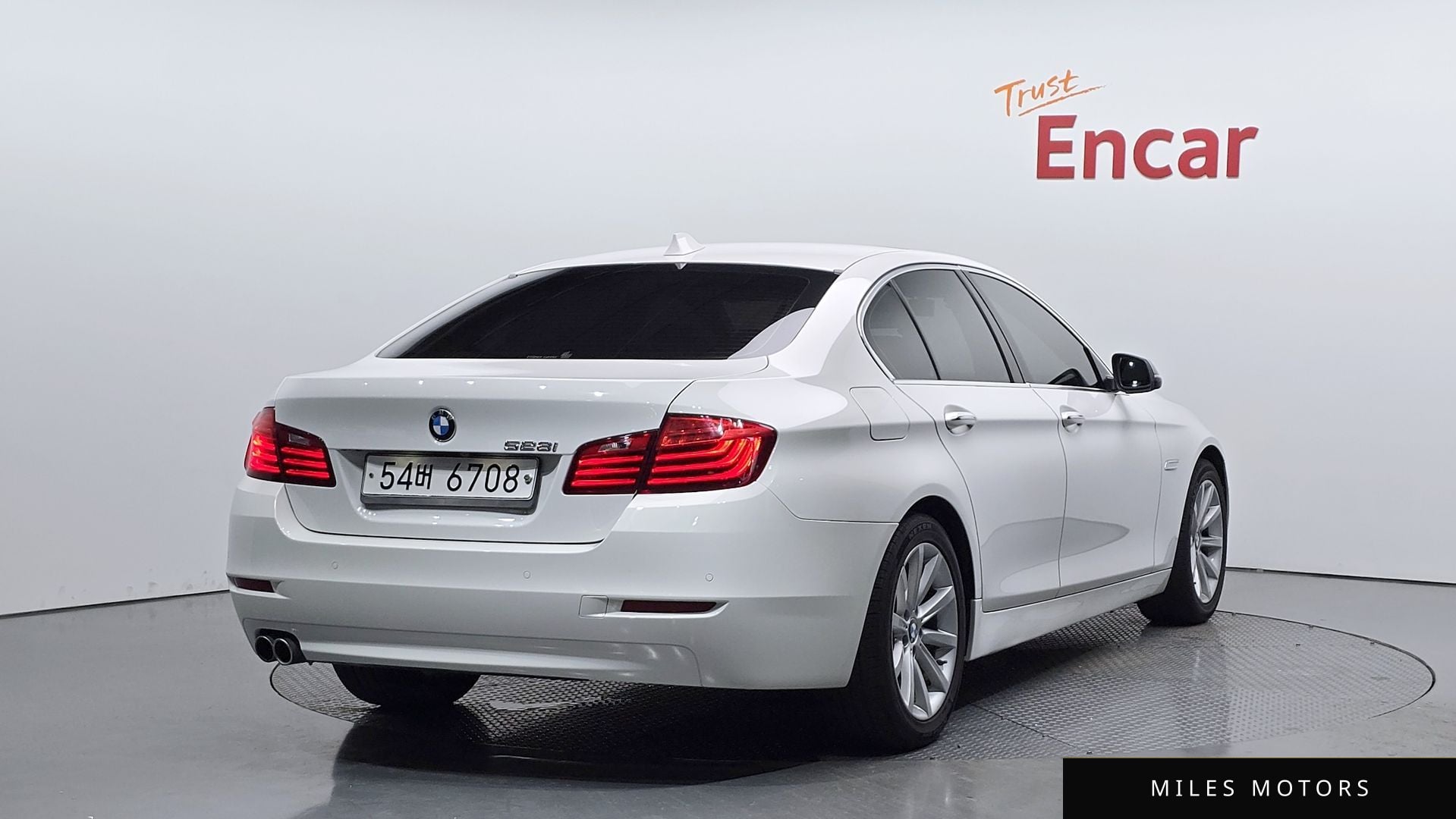 BMW 5 Series (F10) 2014 — фото 1 из 12