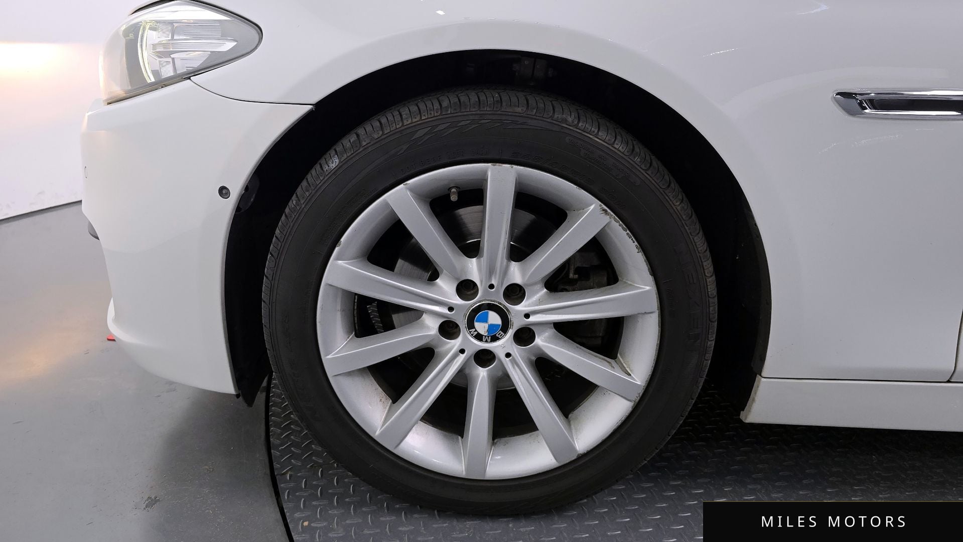 BMW 5 Series (F10) 2014 — миниатюра 4
