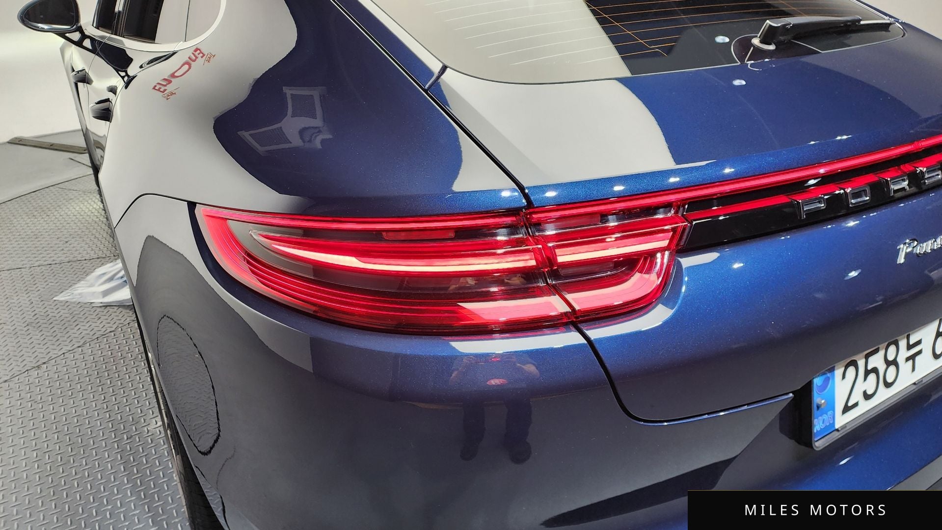 Porsche Panamera 2018 — миниатюра 9