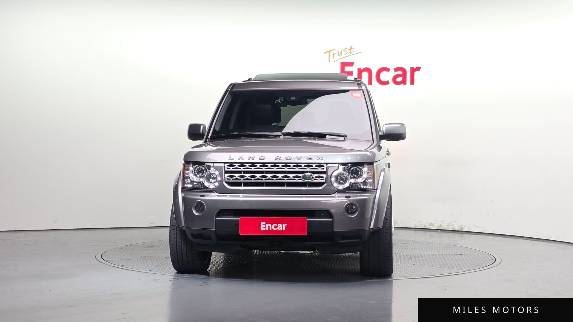 Land Rover Discovery 2010 — миниатюра 3