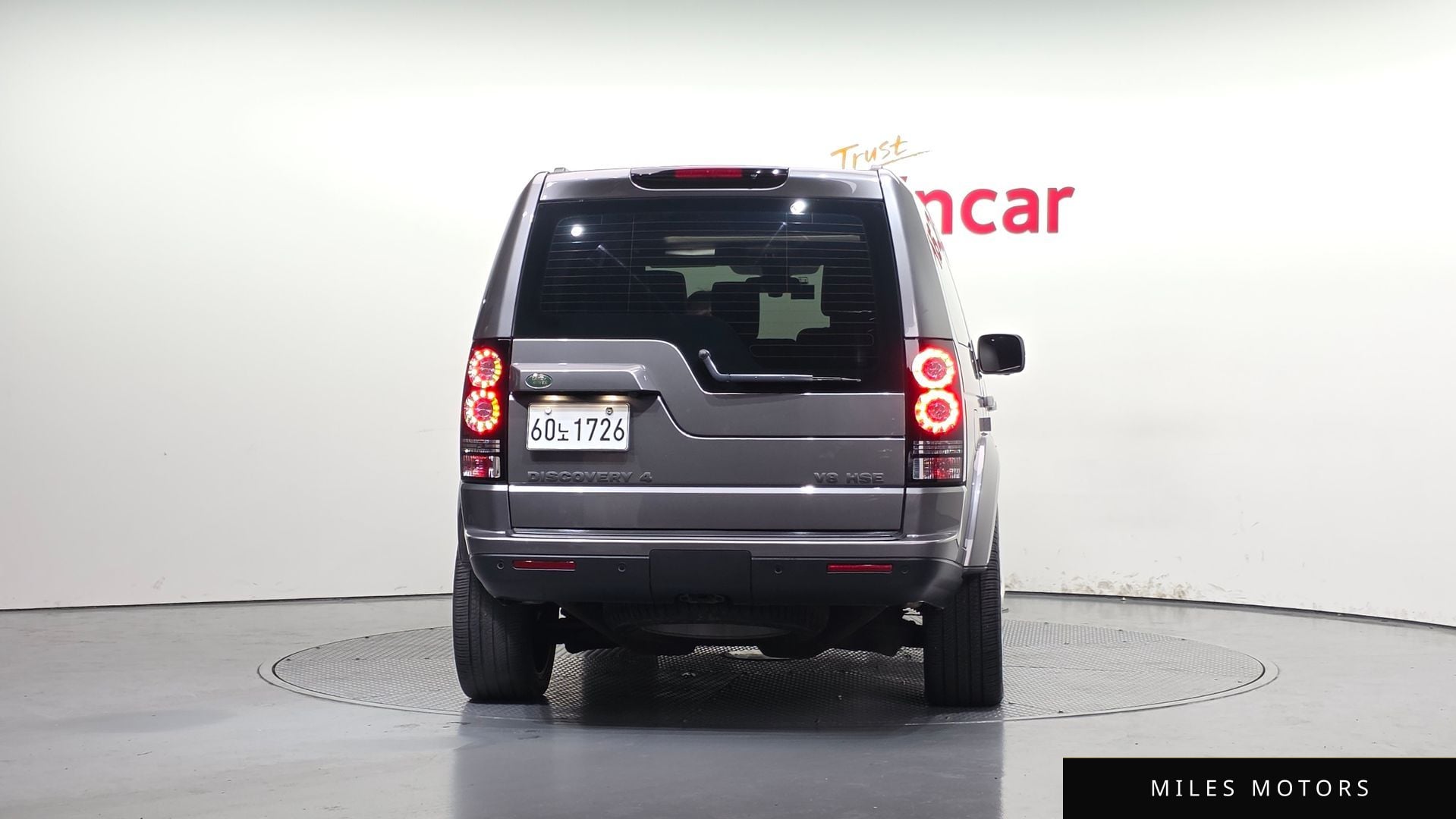 Land Rover Discovery 2010 — миниатюра 4