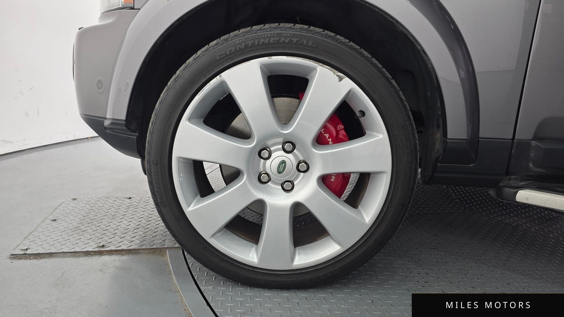 Land Rover Discovery 2010 — миниатюра 5