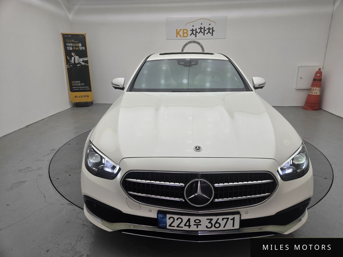 Mercedes-Benz E-Class W213 2022 — миниатюра 3
