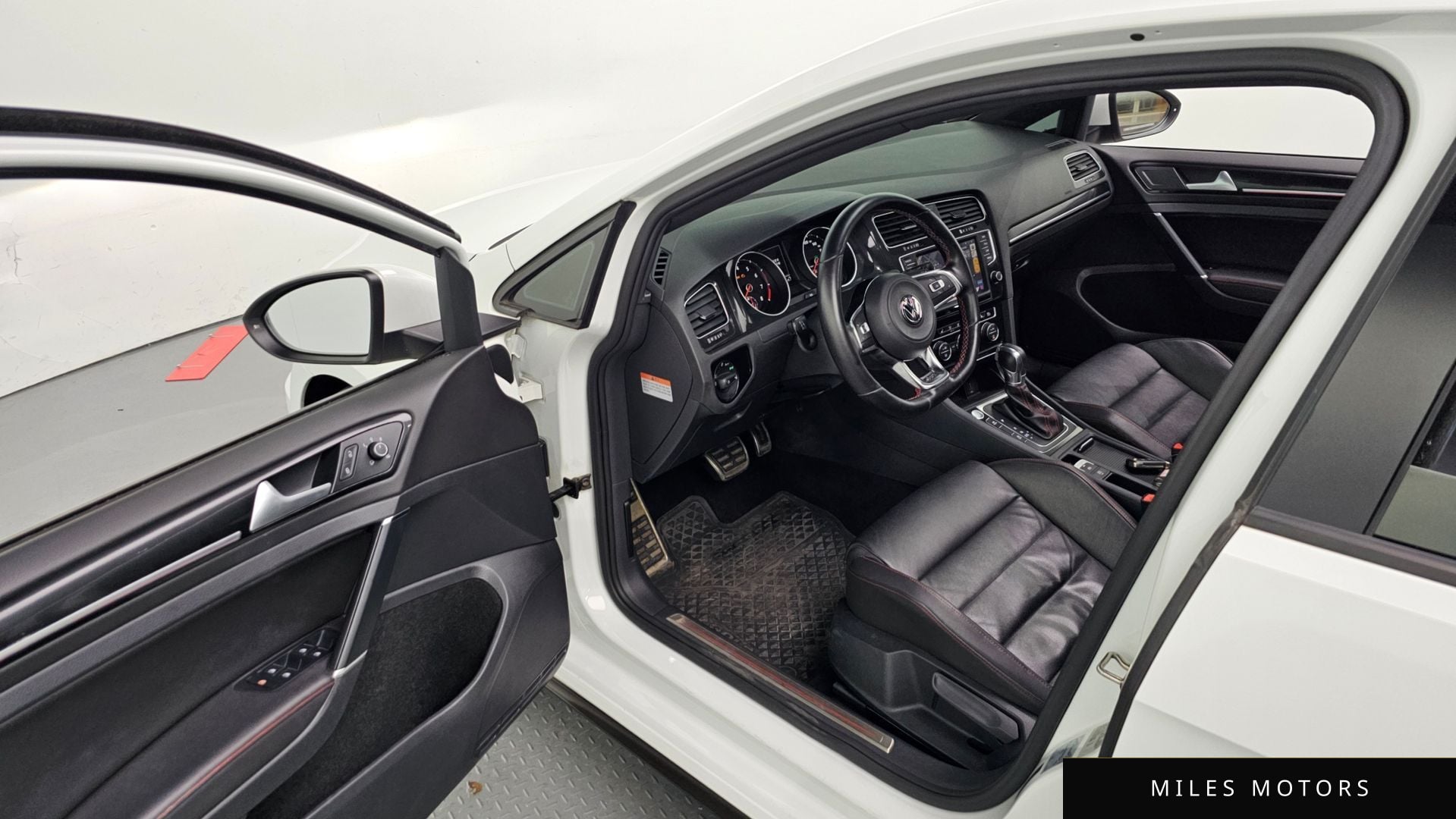 Volkswagen Golf 2015 — миниатюра 10