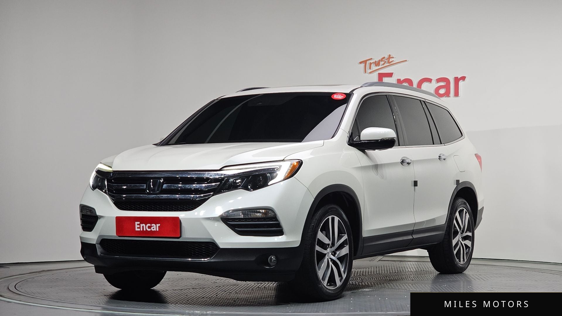 Honda Pilot 2017 — фото 1 из 12