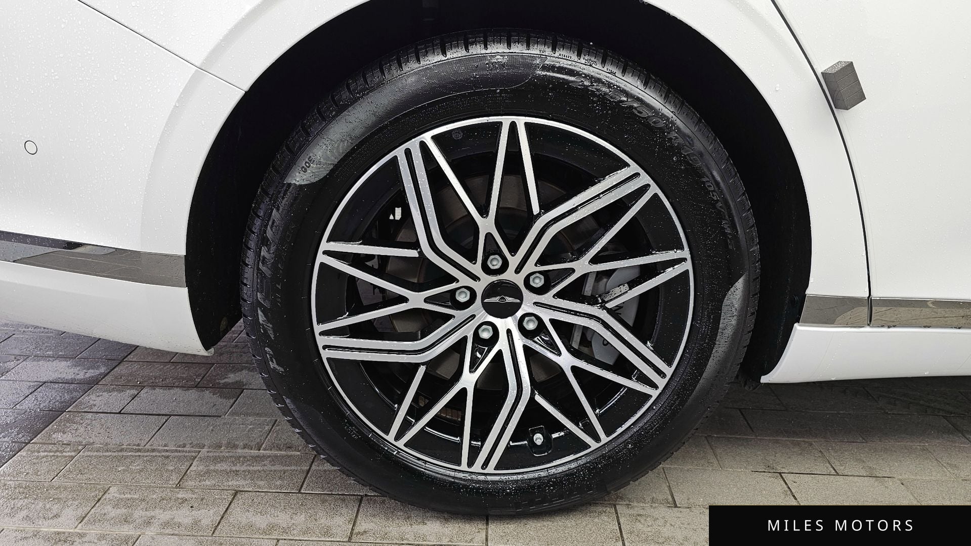 Genesis G90 (RS4) 2023 — миниатюра 5