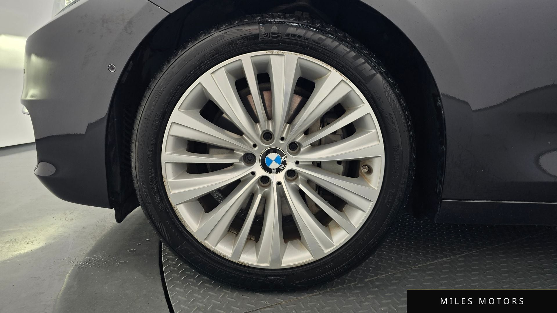 BMW 5 Series GT (F07) 2017 — миниатюра 5