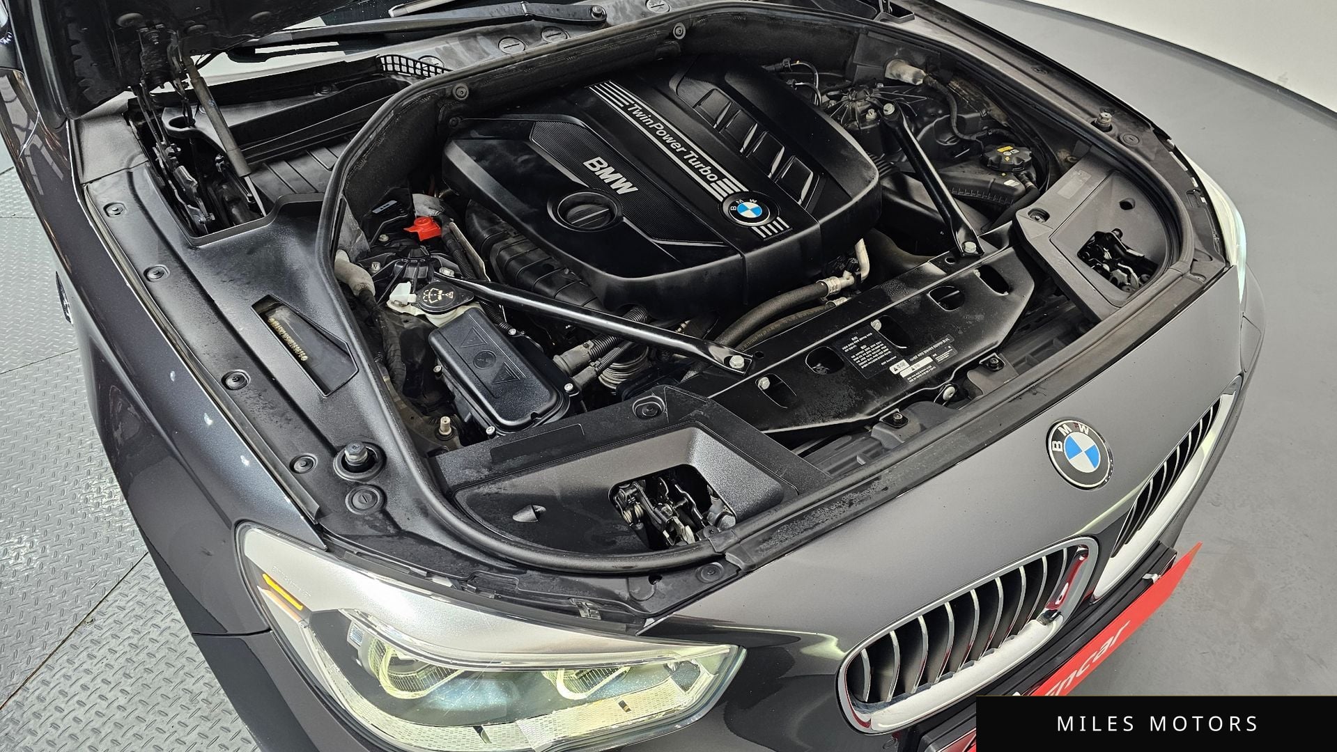 BMW 5 Series GT (F07) 2017 — миниатюра 6