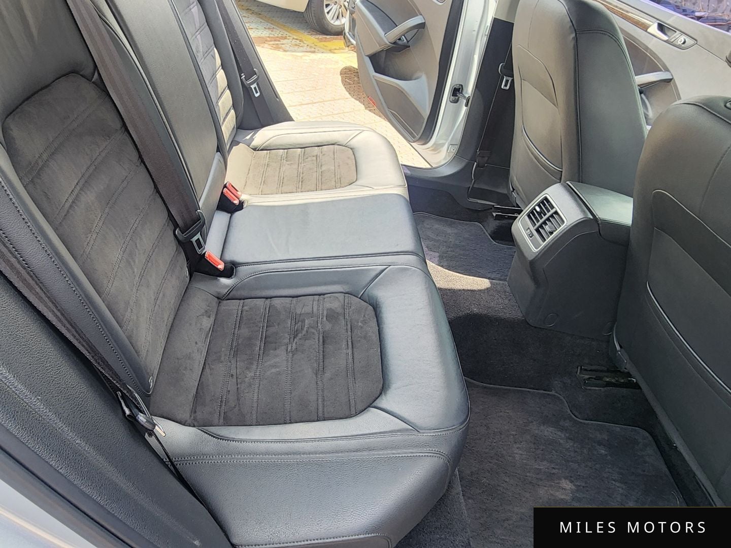 Volkswagen Passat 2015 — миниатюра 10
