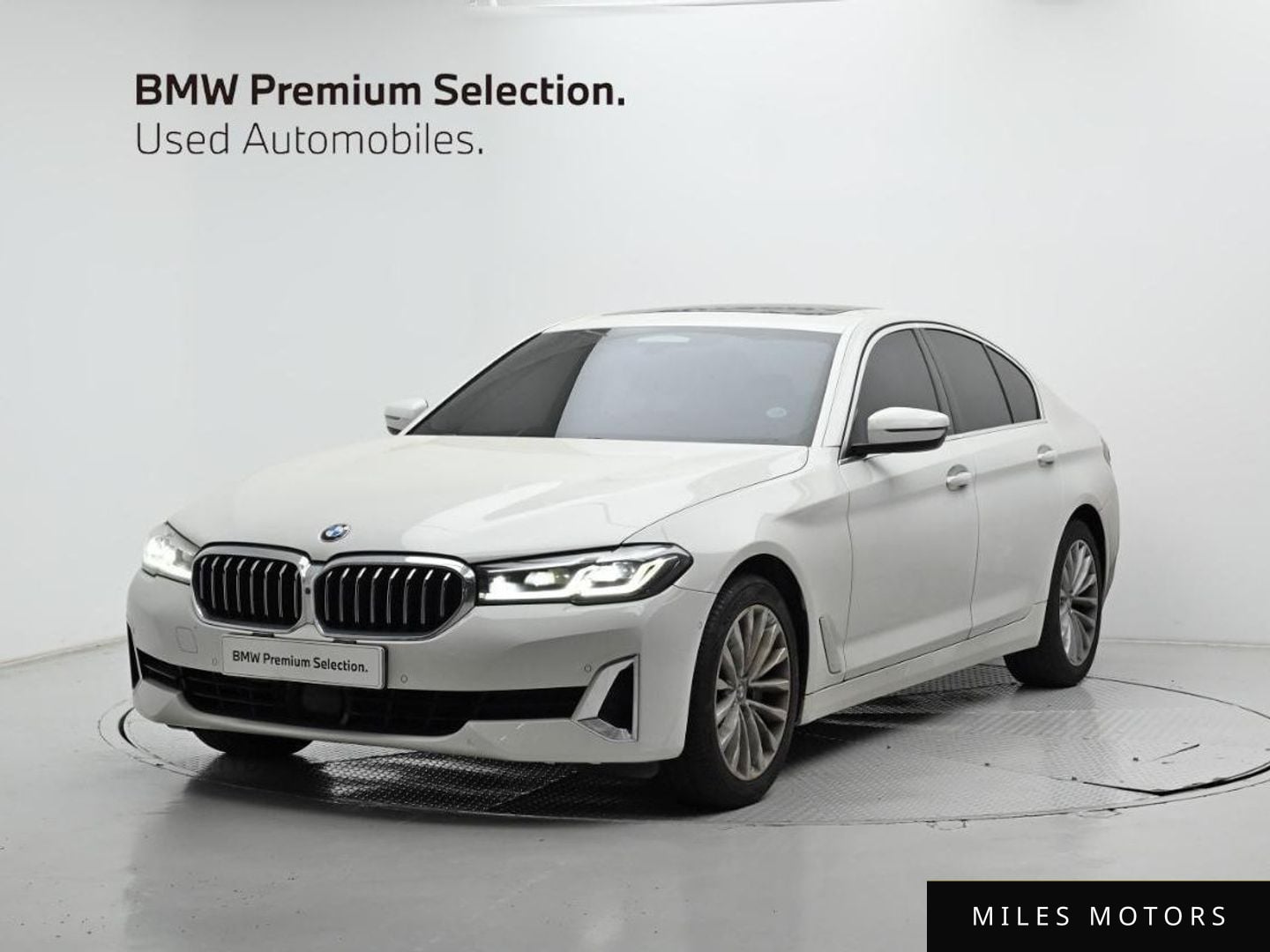 BMW 5 Series (G30) 2021 — фото 1 из 12
