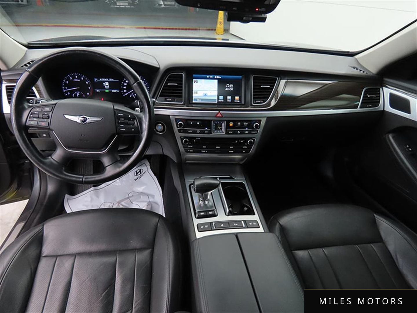 Genesis G80 2017 — миниатюра 7