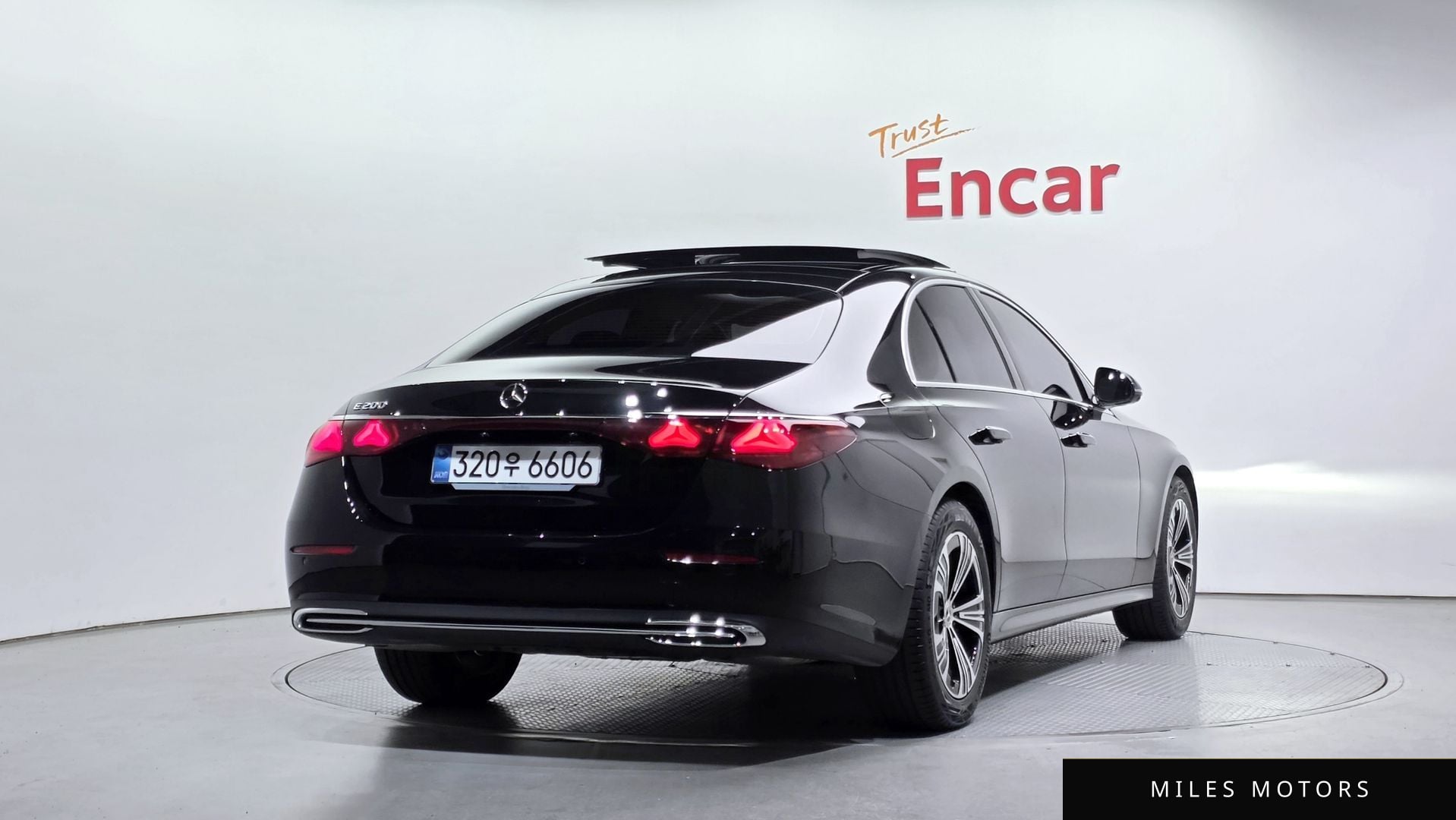 Mercedes-Benz E-Class W214 2025 — миниатюра 2