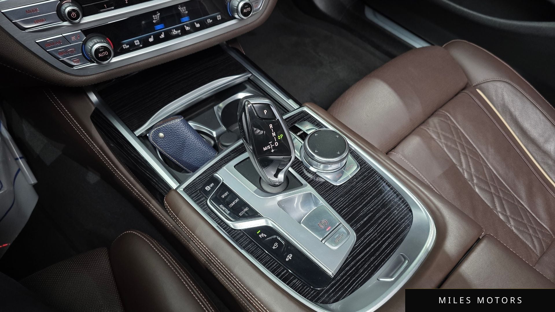 BMW 7 Series (G11) 2018 — миниатюра 9