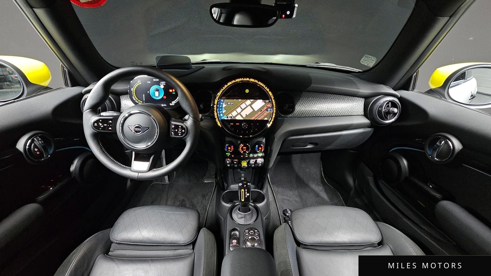 MINI Cooper 2022 — миниатюра 10