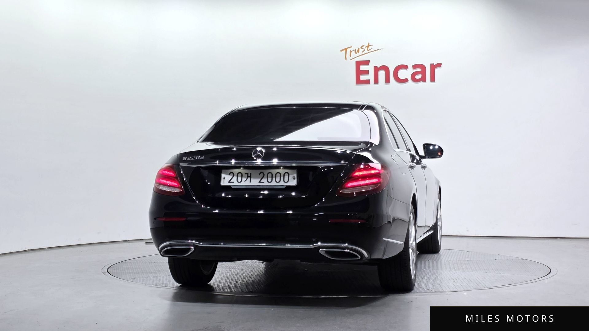 Mercedes-Benz E-Class W213 2017 — миниатюра 4