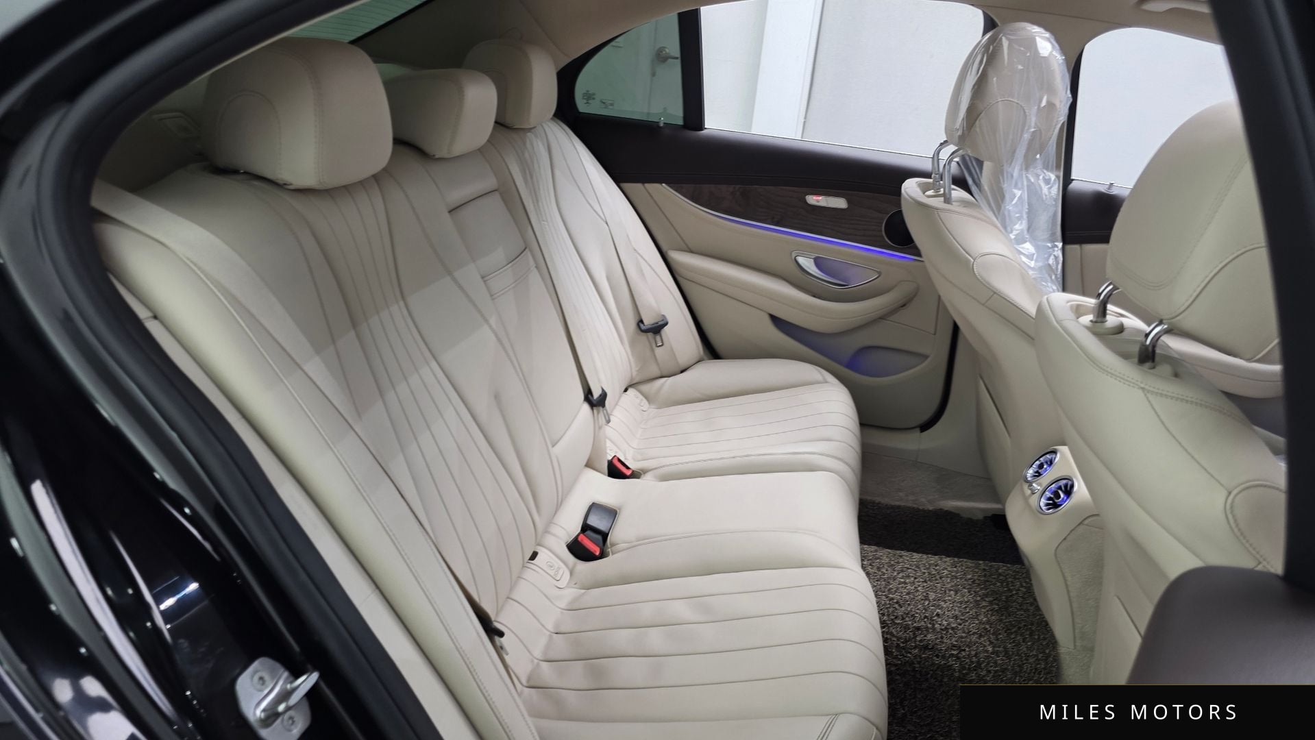Mercedes-Benz E-Class W213 2017 — миниатюра 11