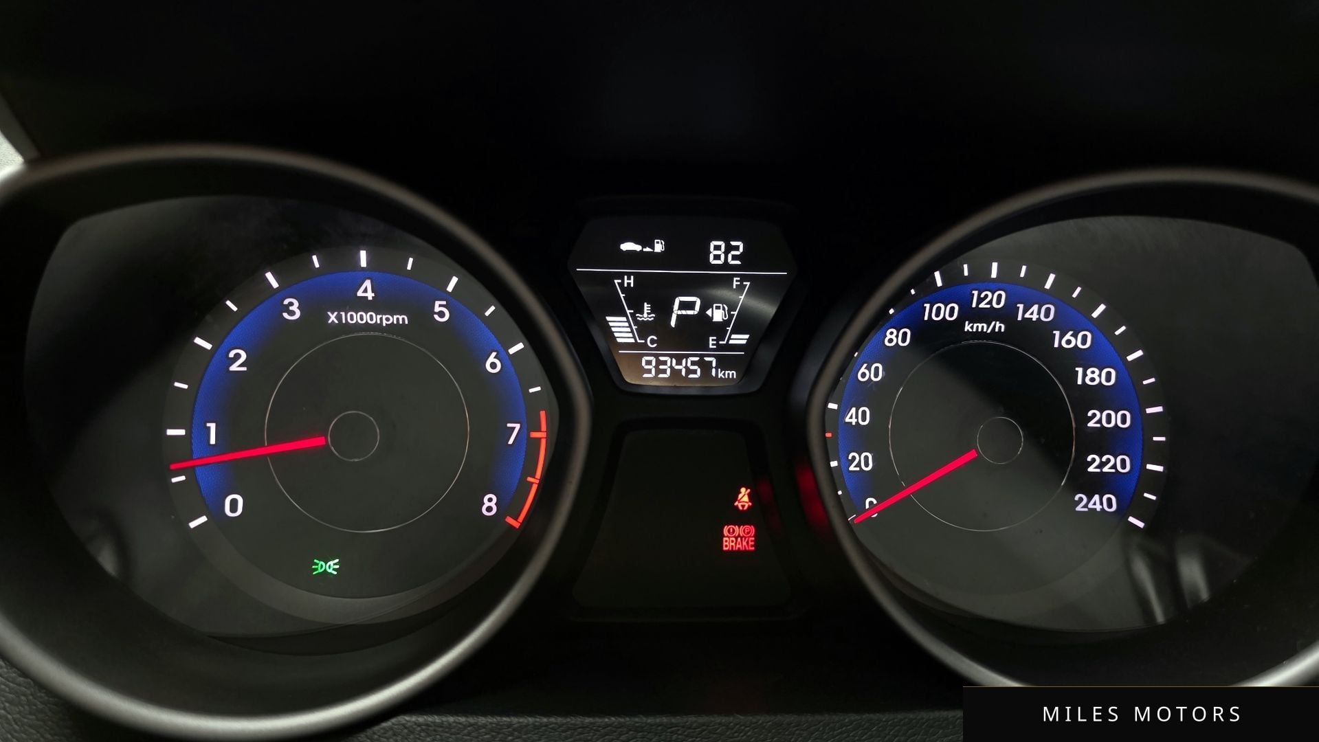 Hyundai AVANTE 2014 — миниатюра 11
