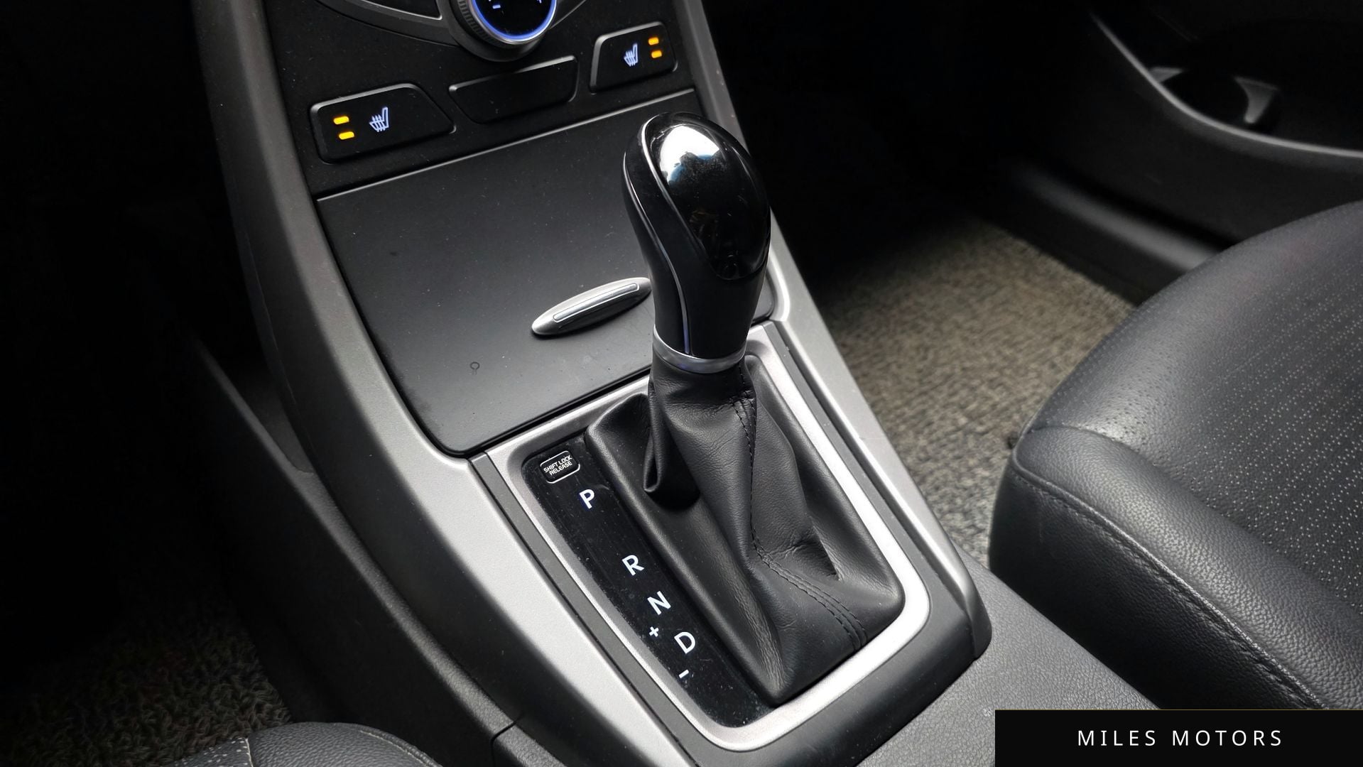 Hyundai AVANTE 2014 — миниатюра 12