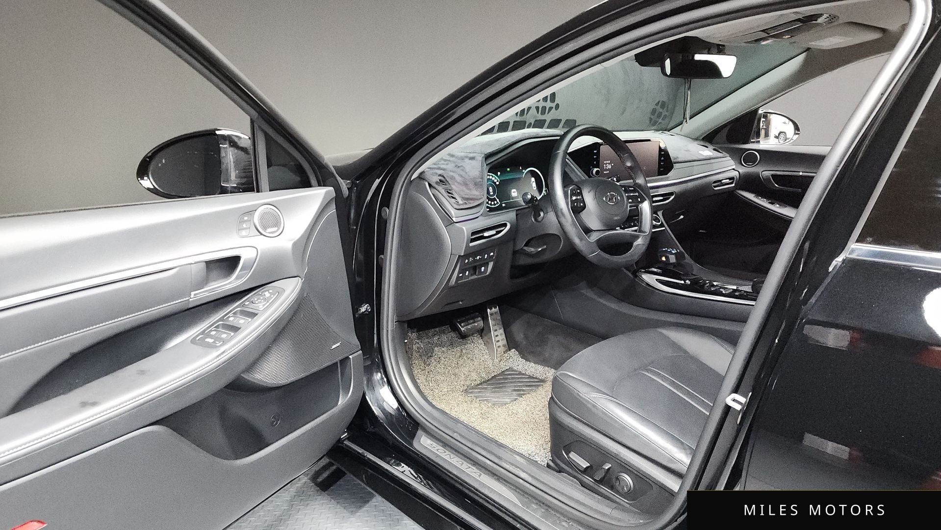 Hyundai Sonata 2023 — миниатюра 10