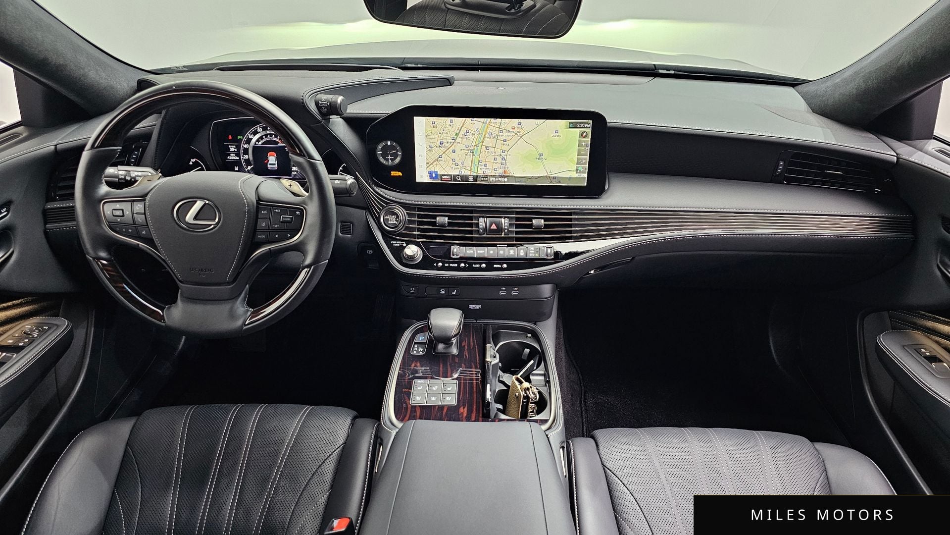 Лексус LS500 2023 — миниатюра 7