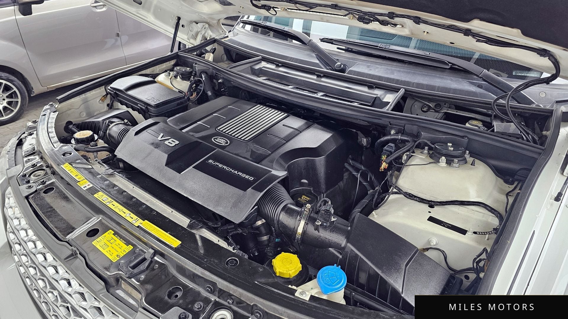 Land Rover Range Rover 2010 — миниатюра 6