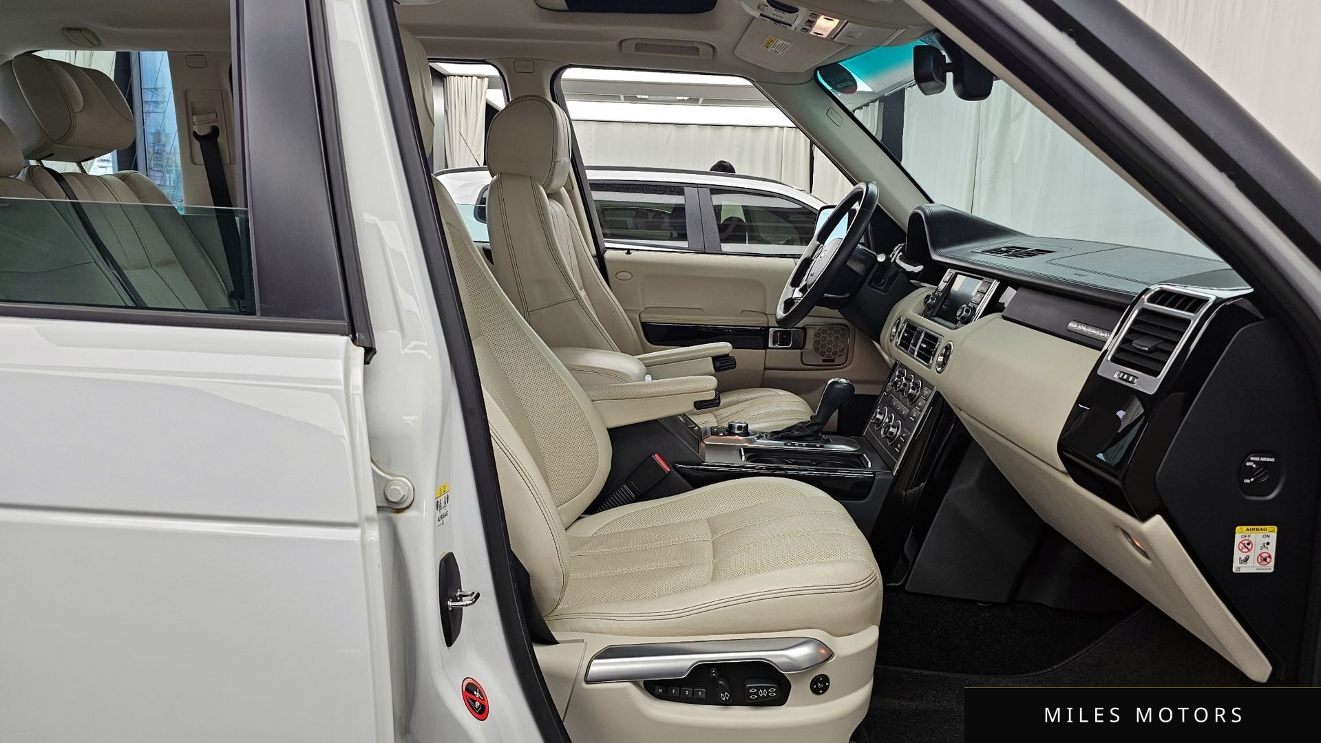 Land Rover Range Rover 2010 — миниатюра 11