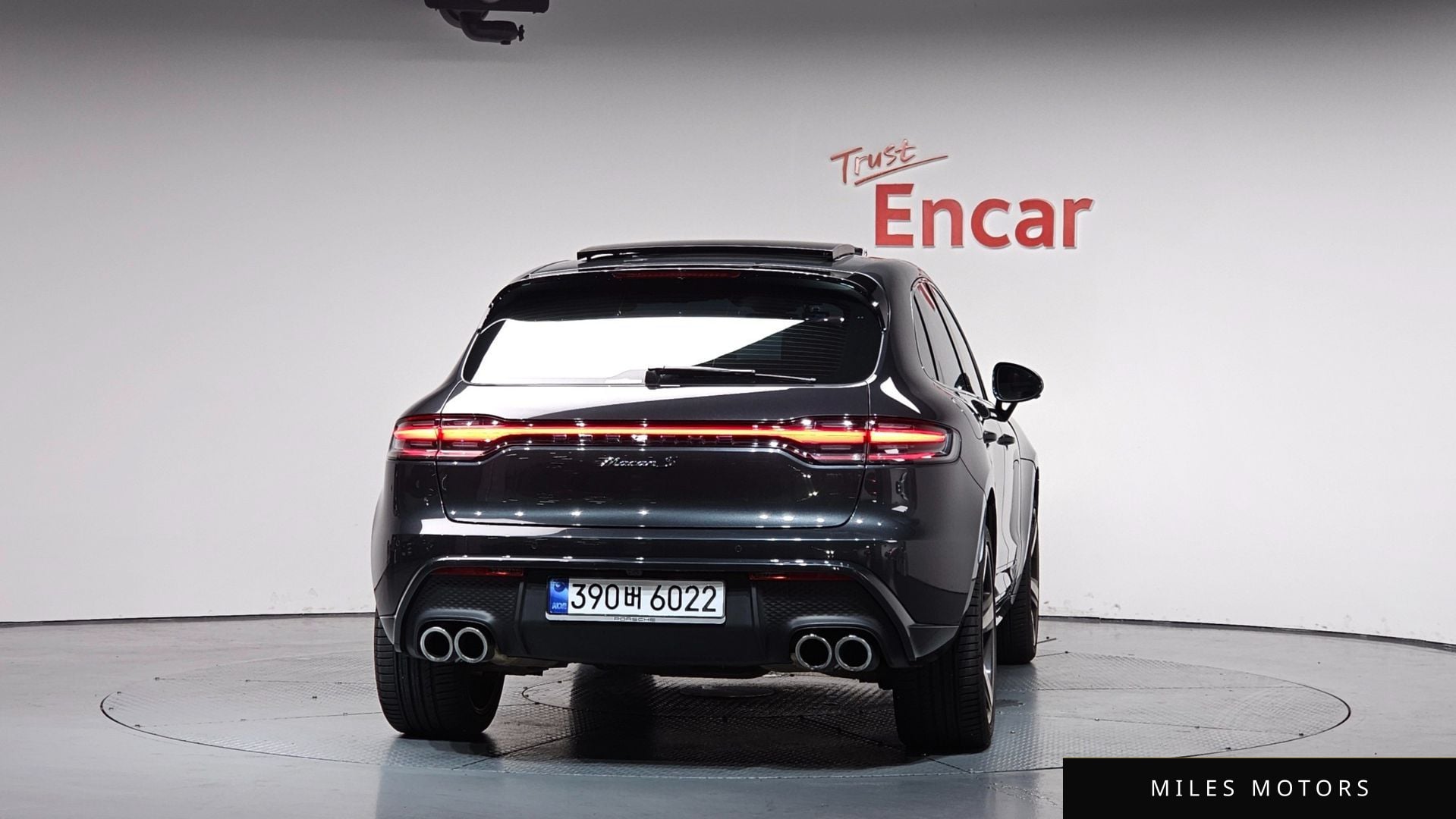 Porsche Macan 2023 — миниатюра 4