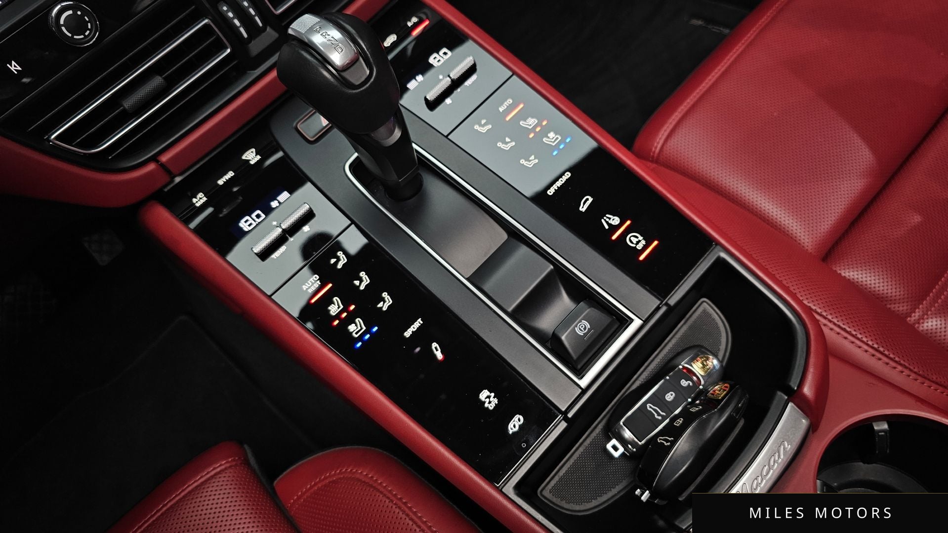 Porsche Macan 2023 — миниатюра 12
