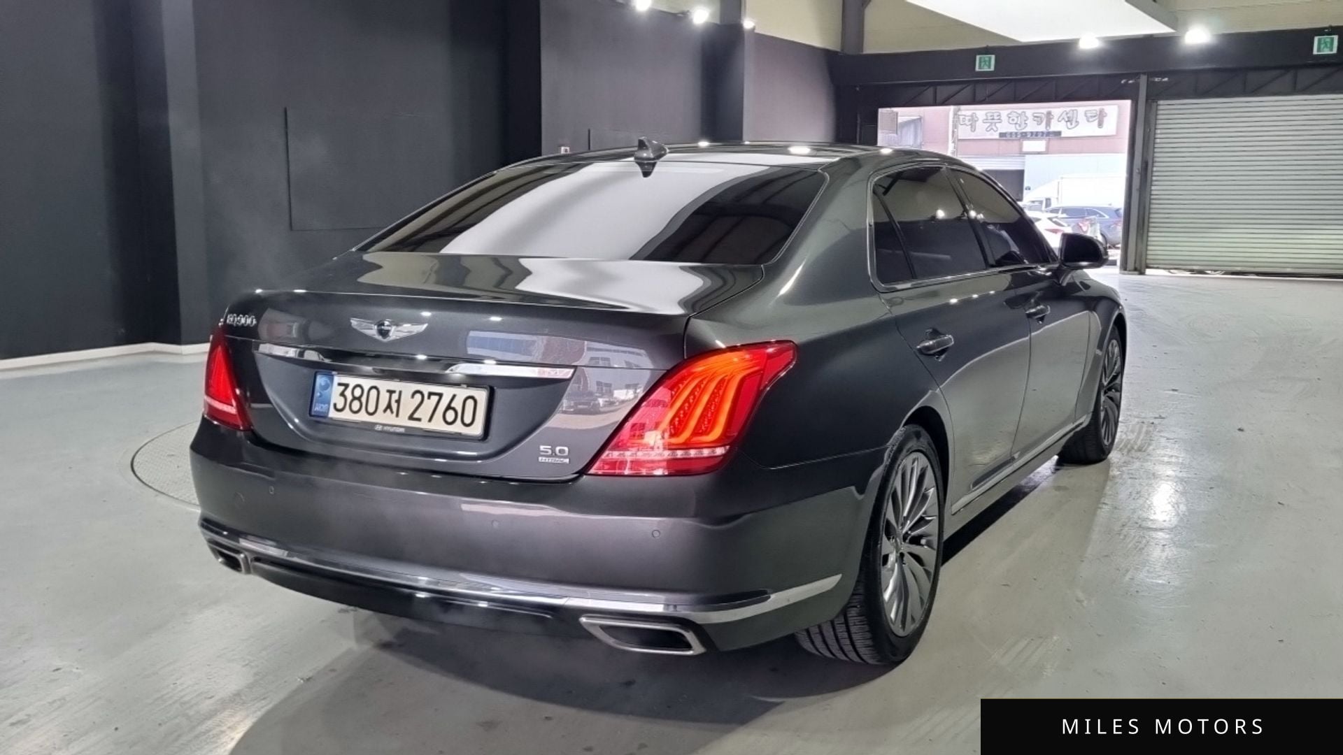 Genesis EQ900 2017 — миниатюра 2