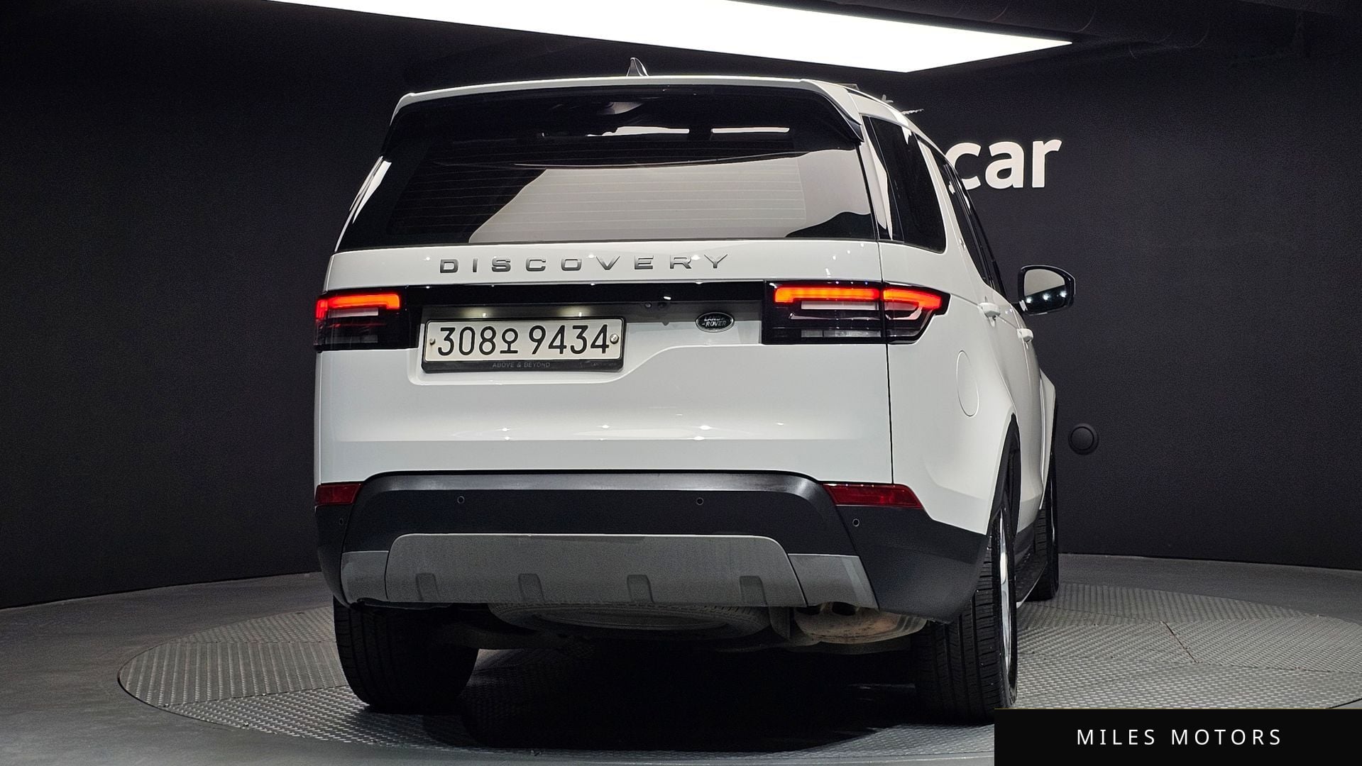 Land Rover Discovery 2018 — миниатюра 4