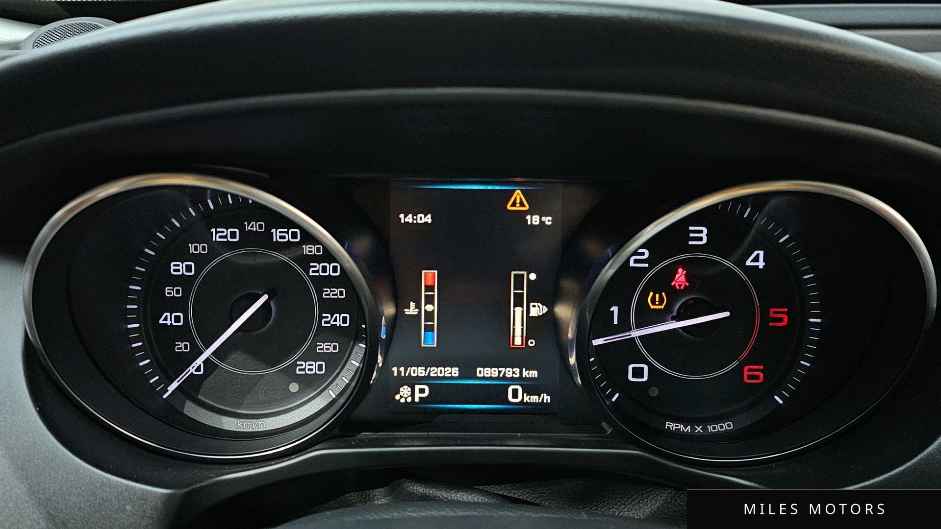 Jaguar XE 2016 — миниатюра 8