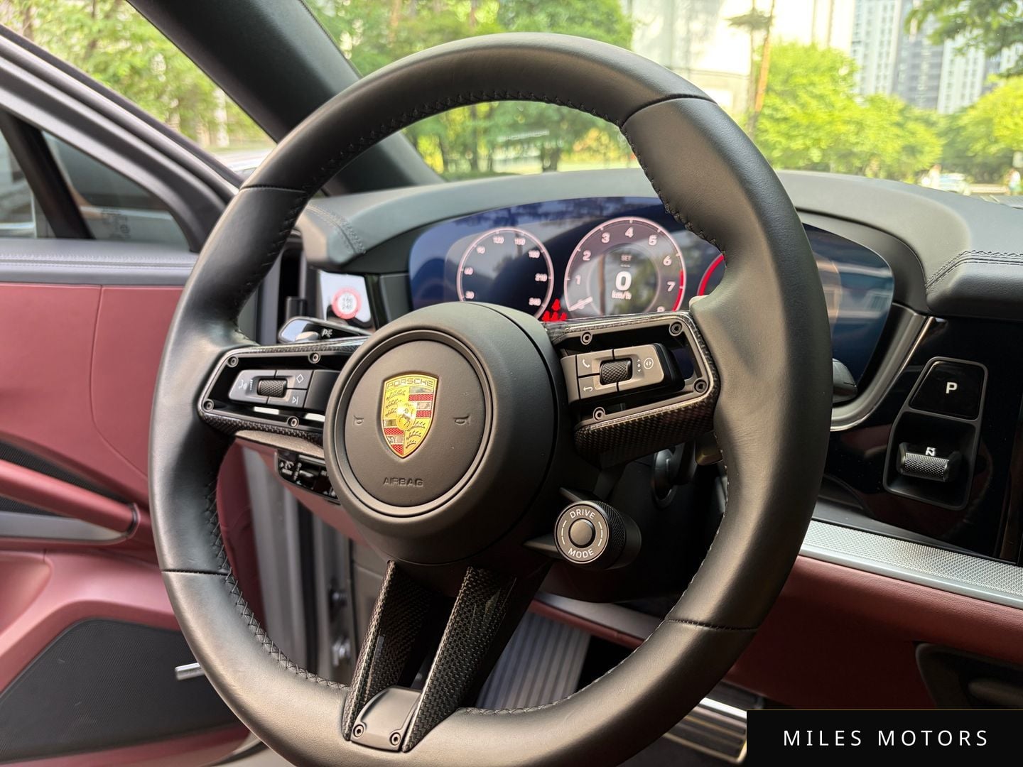Porsche Cayenne 2025 — миниатюра 11