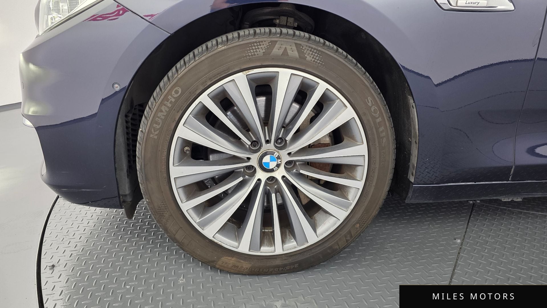 BMW 5 Series GT (F07) 2016 — миниатюра 5