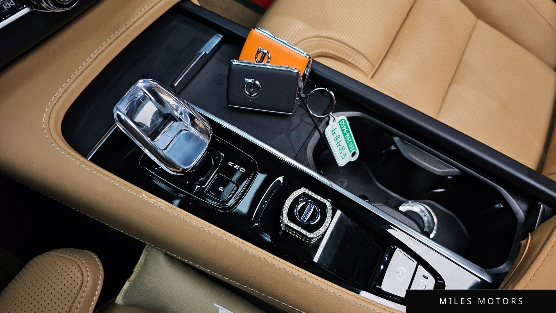 Volvo XC90 2023 — миниатюра 11