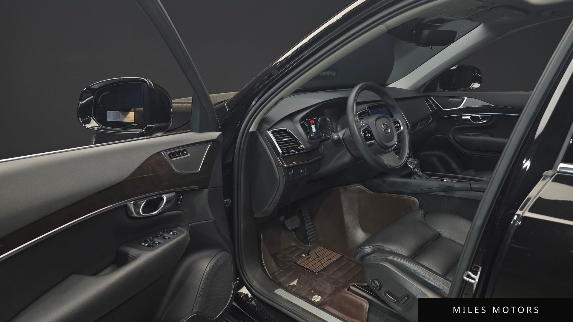 Volvo XC90 2017 — миниатюра 10