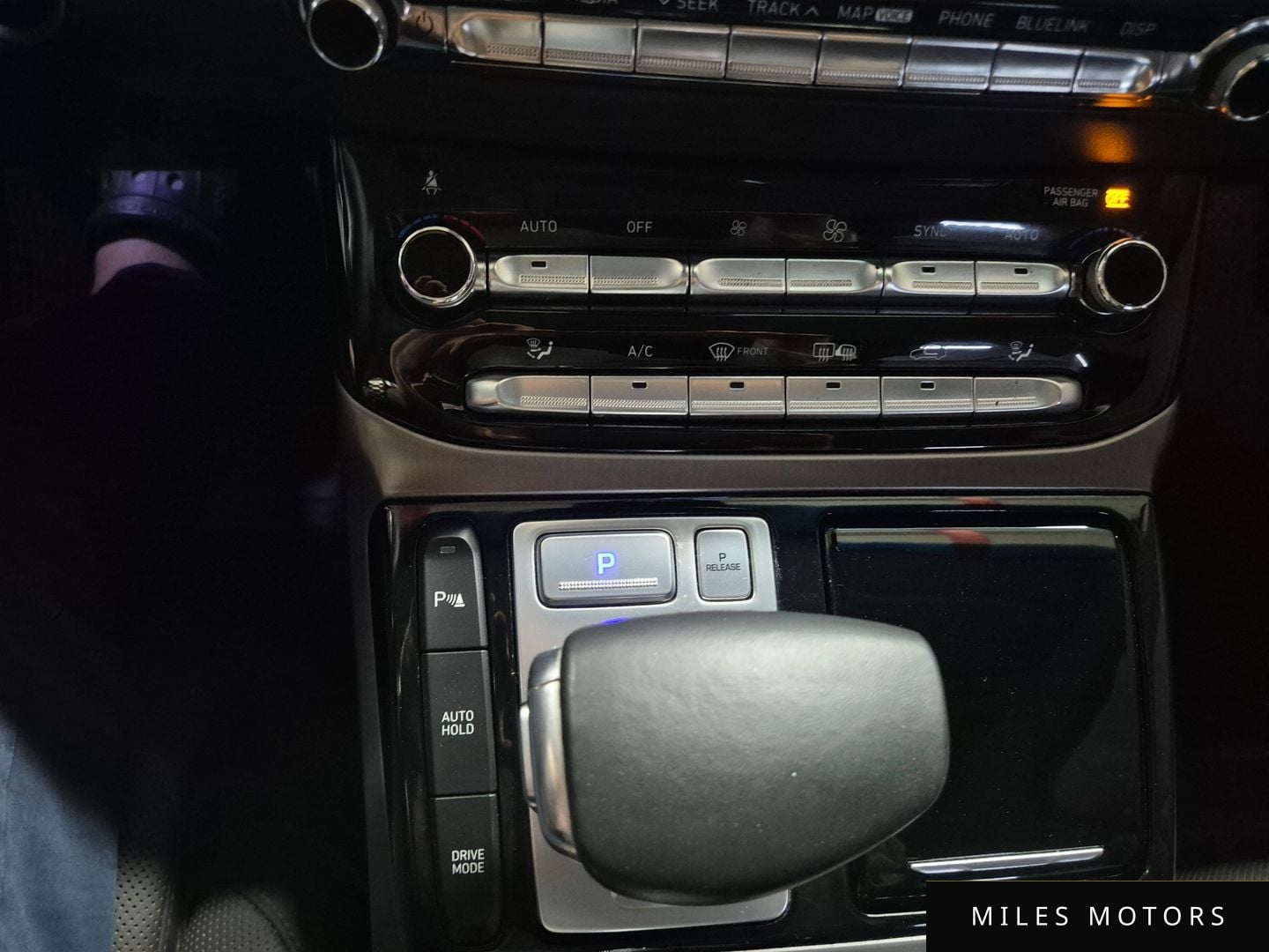 Genesis EQ900 2018 — миниатюра 10