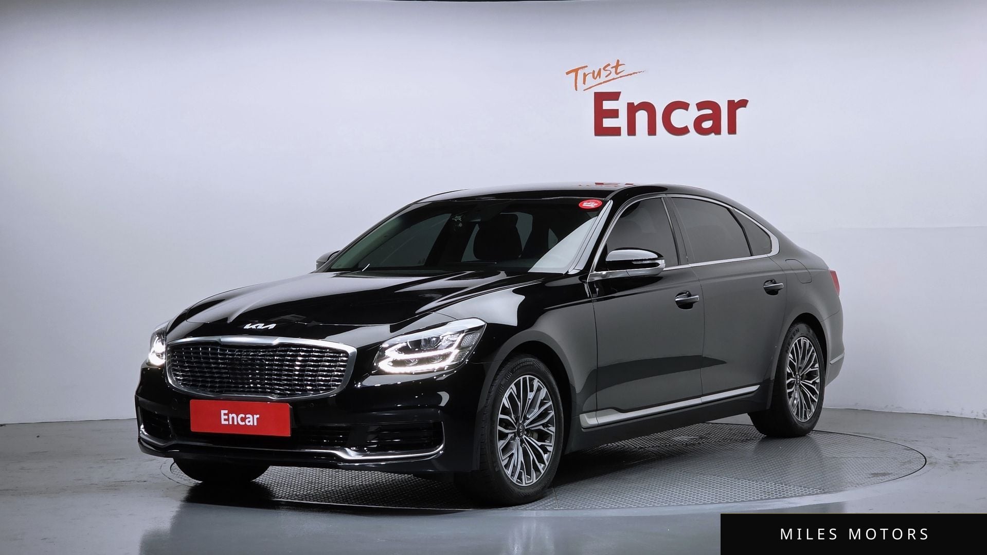 Kia K9 2019 — фото 1 из 12