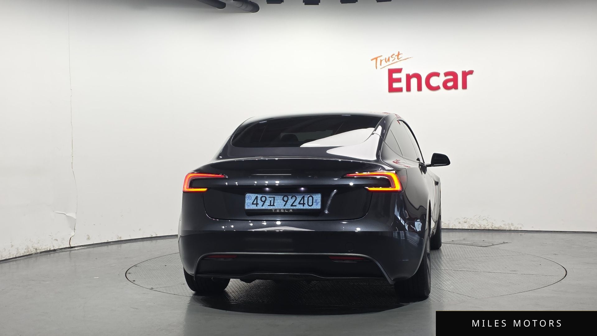 Tesla Model 3 2025 — миниатюра 4