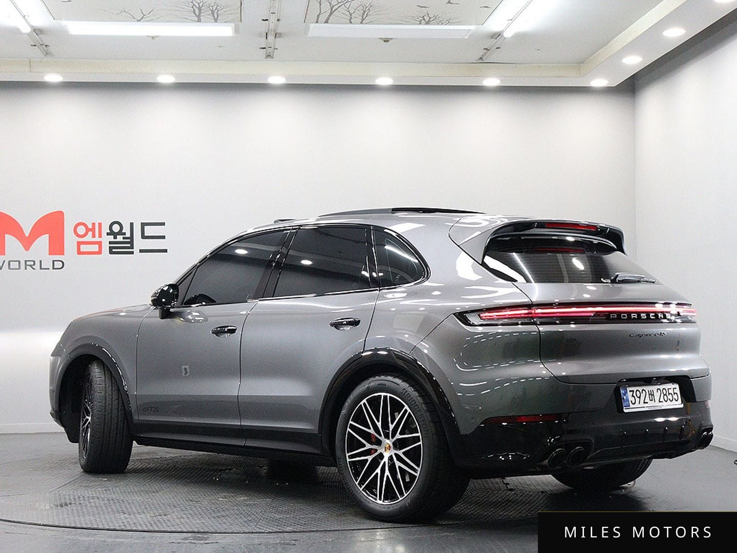 Porsche Cayenne 2025 — миниатюра 3