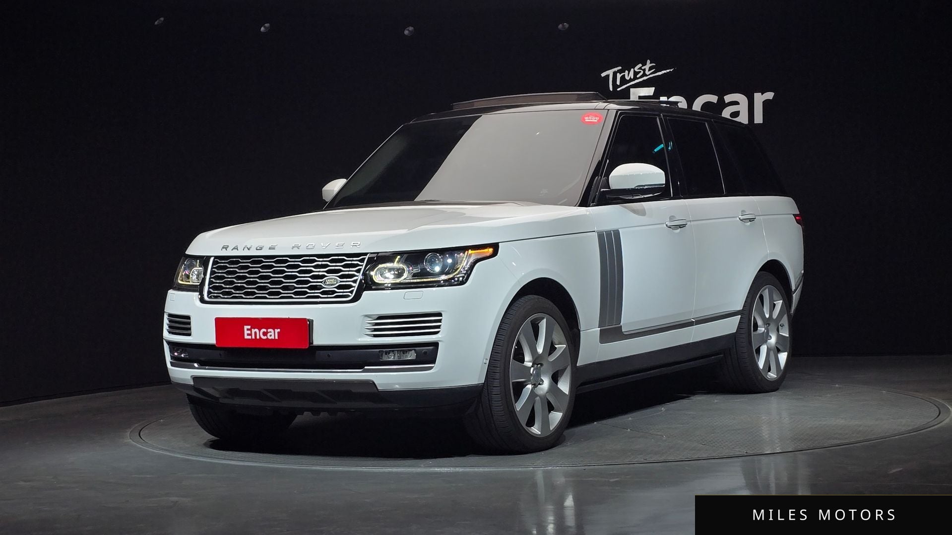 Land Rover Range Rover 2016 — фото 1 из 12