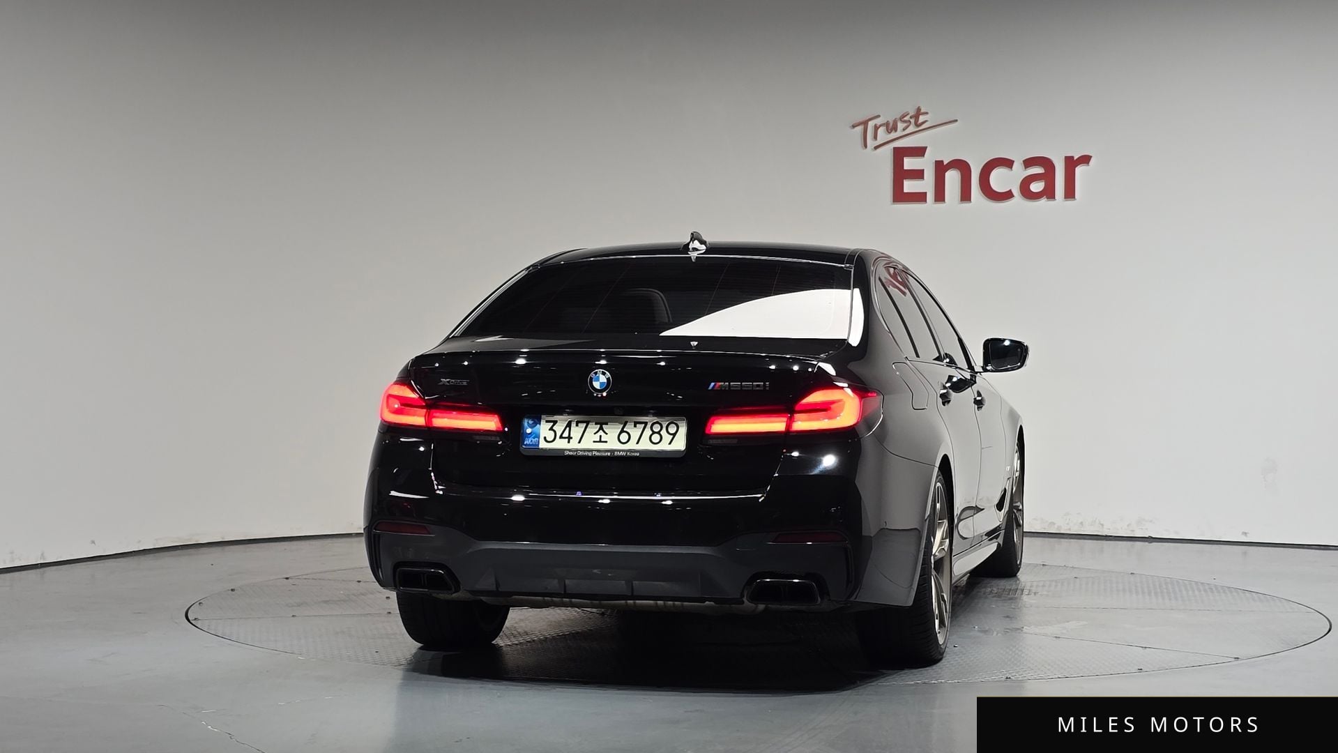 BMW 5 Series (G30) 2021 — миниатюра 4