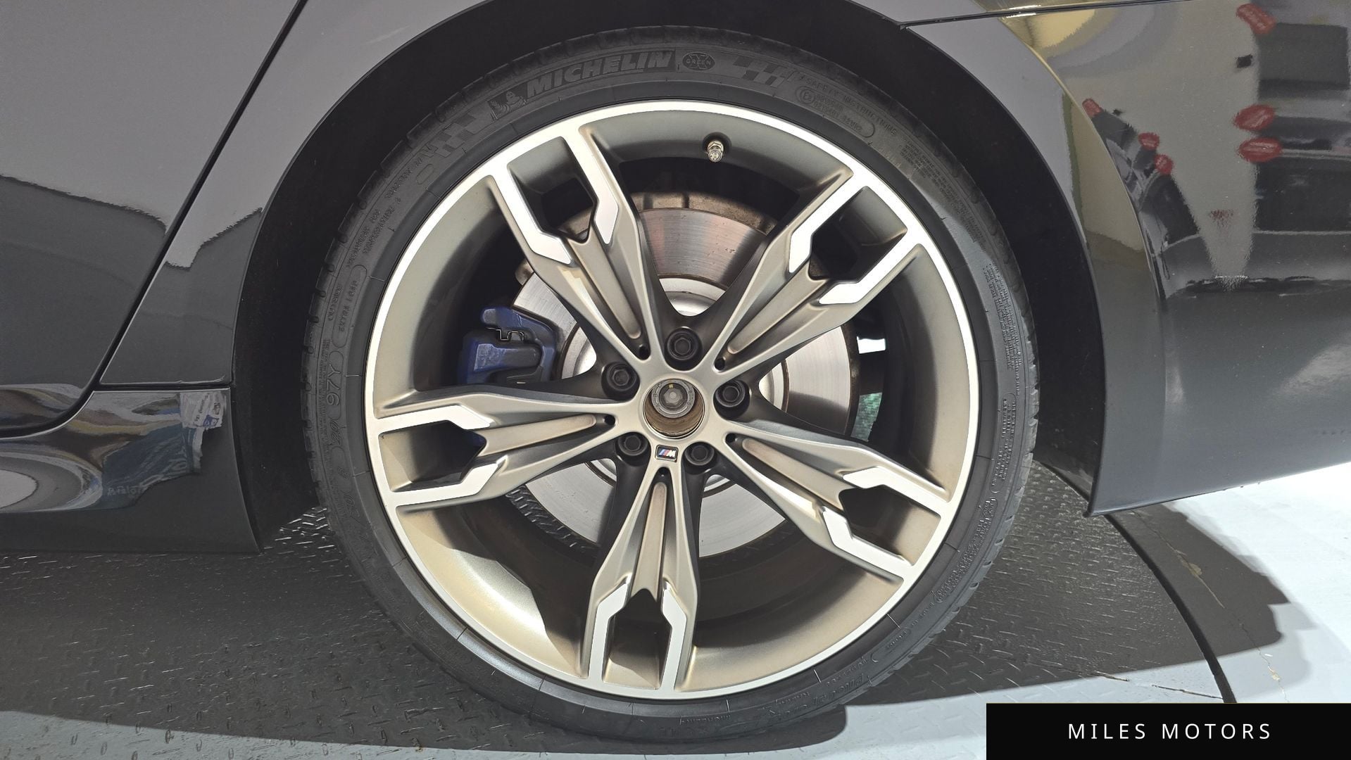 BMW 5 Series (G30) 2021 — миниатюра 7