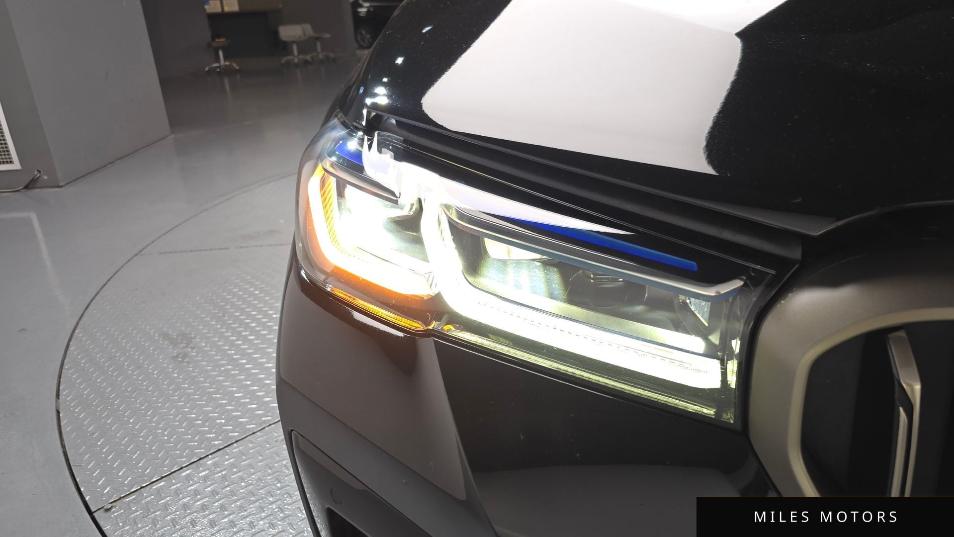BMW 5 Series (G30) 2021 — миниатюра 8