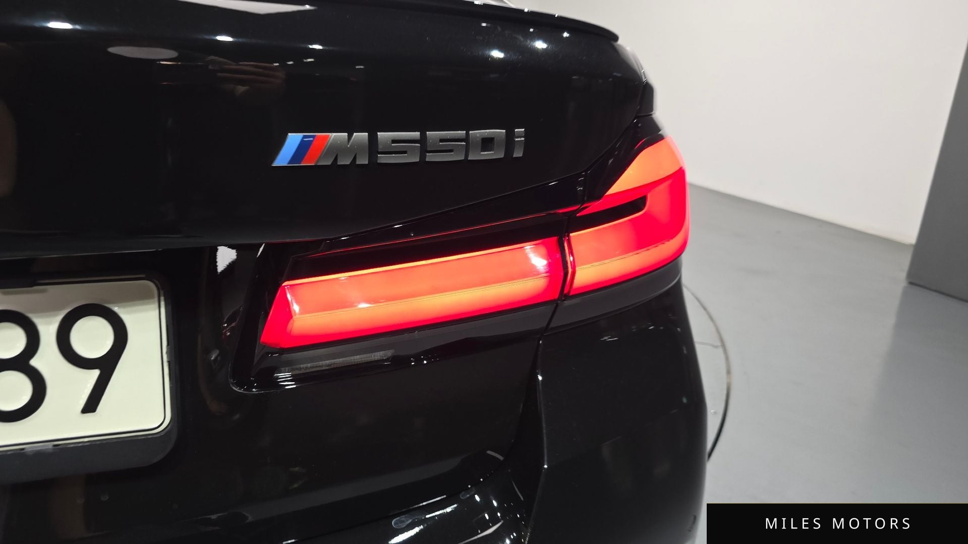 BMW 5 Series (G30) 2021 — миниатюра 9